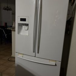 Samsung Refrigerator 