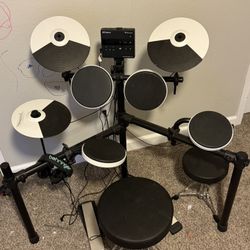 Roland V-Drums TD-02K Electronic Drum Set Essentials Bundle