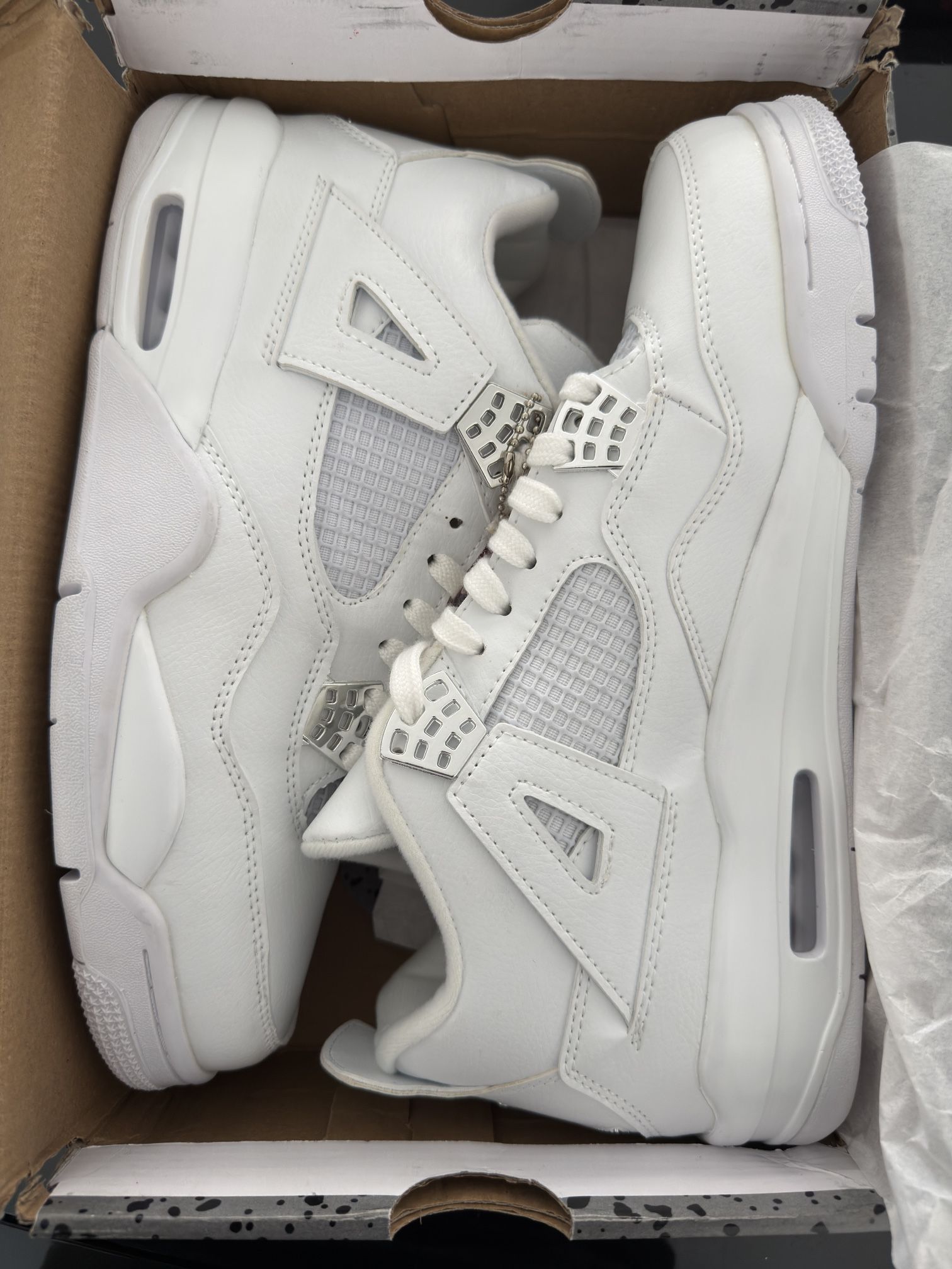 Jordan 4