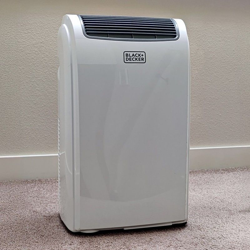 BLACK+DECKER Portable Air Conditioner – 5,500 BTU (10,000 BTU ASHRAE) with Remote & Window Kit
