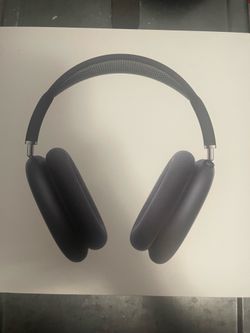 AirPod Maxes