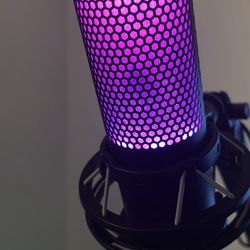HyperX QuadcastS Streamer Mic & Gaming Mic & Elgato Boom Arm 