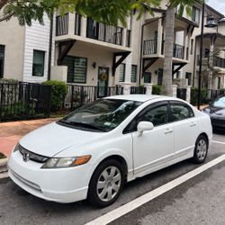 Honda Civic  4 CILINDERS Runs Good✅
