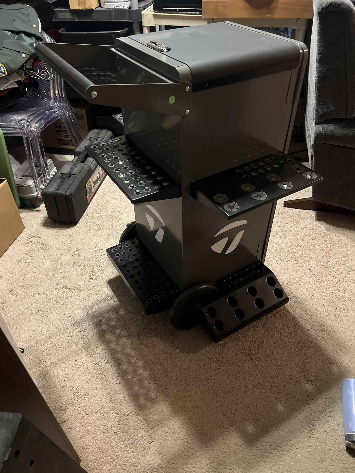 TAYLORMADE - GOLF FITTING CART - TOOLBOX