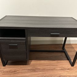 Solid Desk