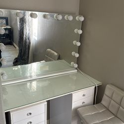 Vanity makeup mirror Including stool chair