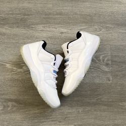 Jordan 11 Low Legend Blue 