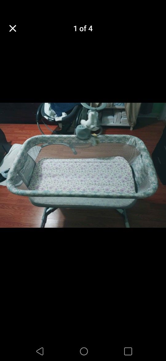 Arms Reach Versatile Co-Sleeper Bassinet For Up To 1 Year Old
