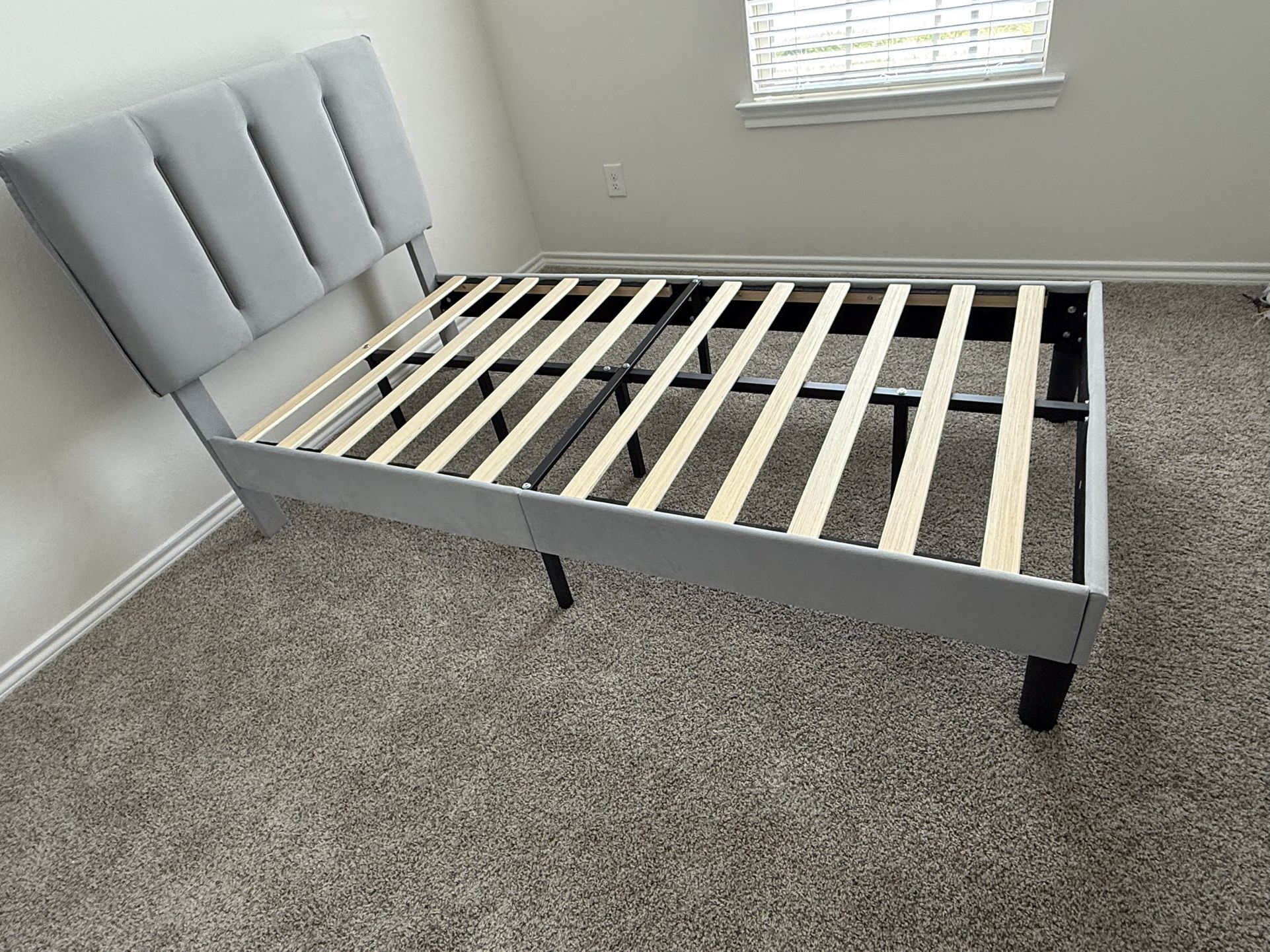 2 Twin Bed Frames