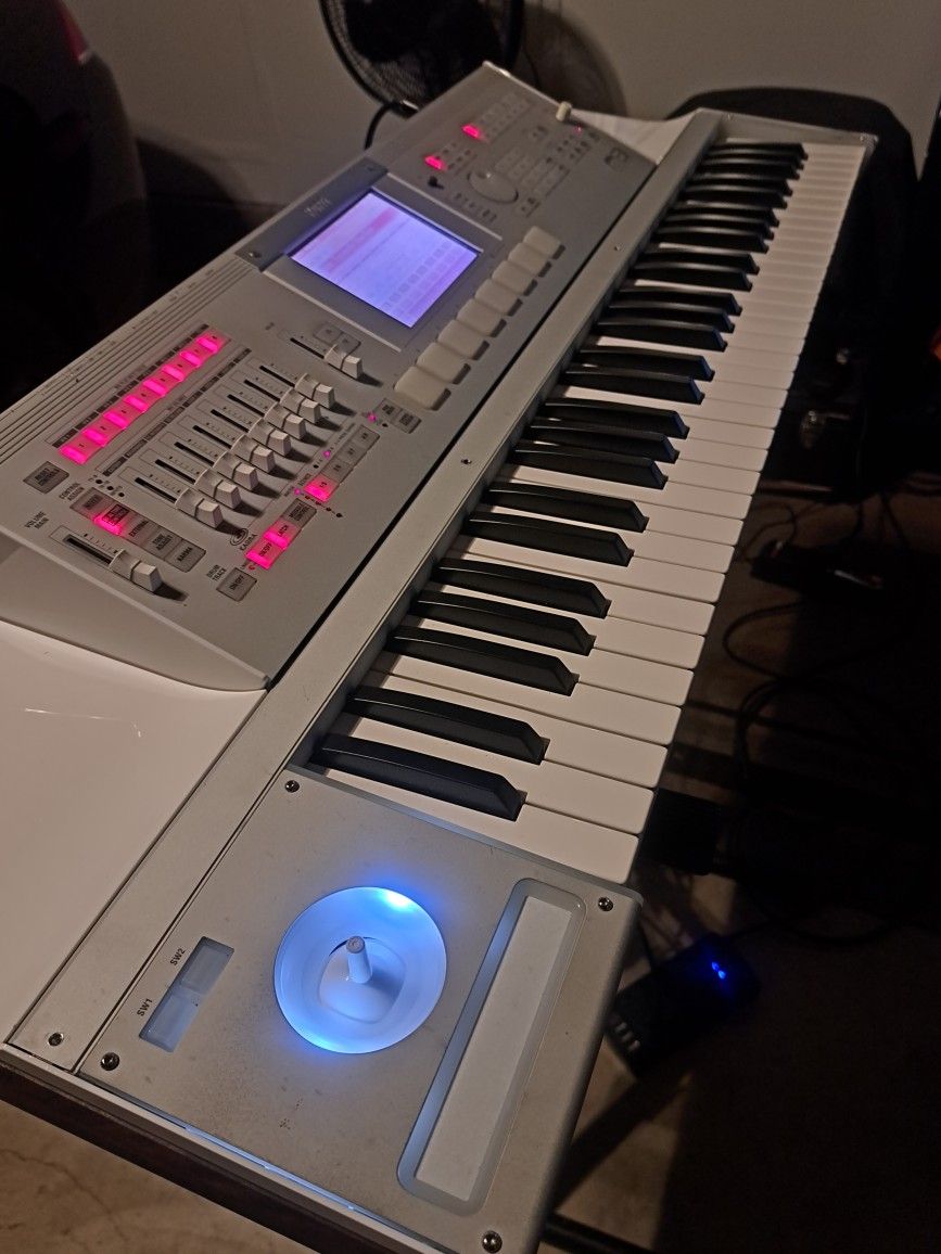 Korg M3 61 Key