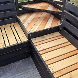 Custom made Garden bed raised elevated planter box with legs 3 4 5 6 ft long cedar redwood