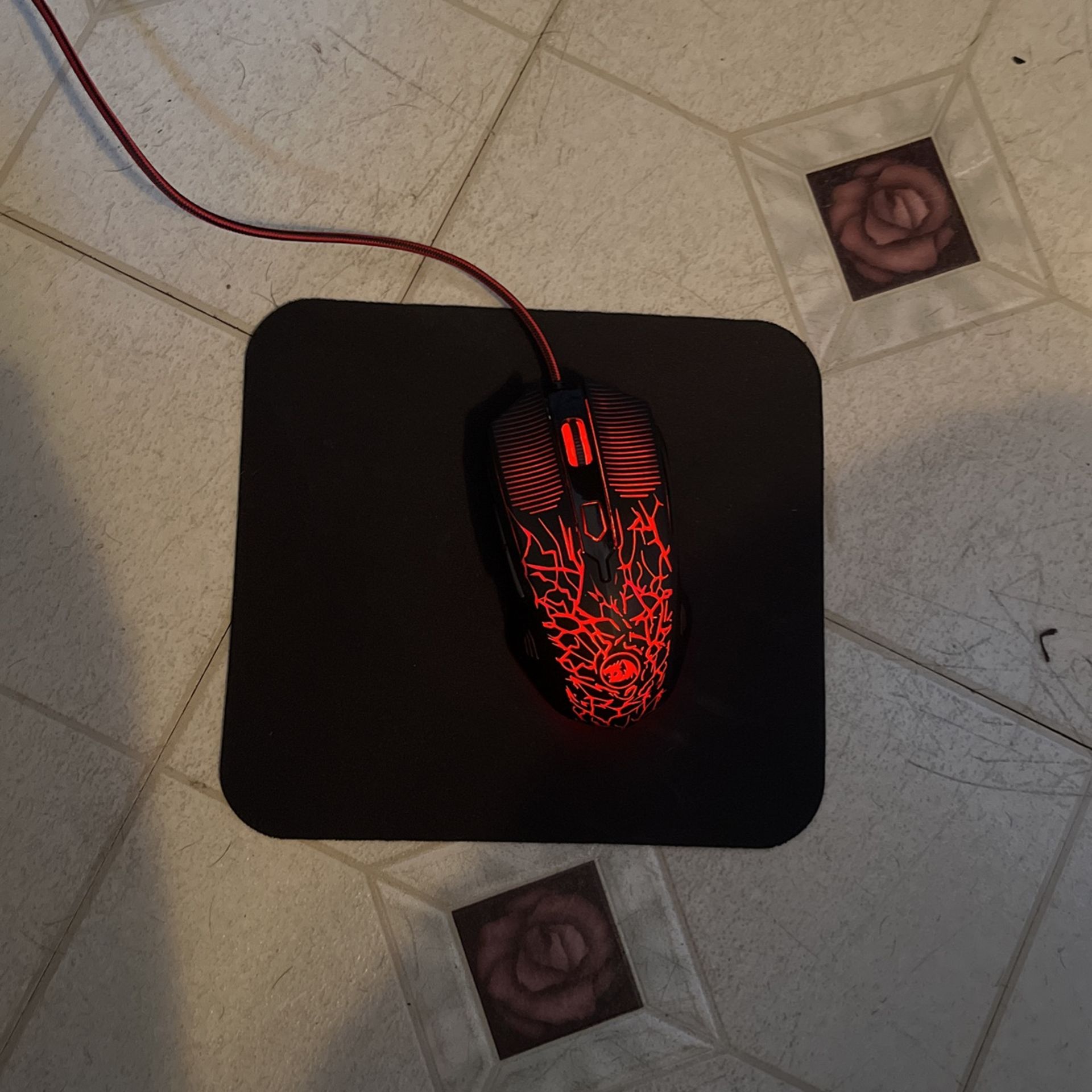 Mouse And Mousepad 