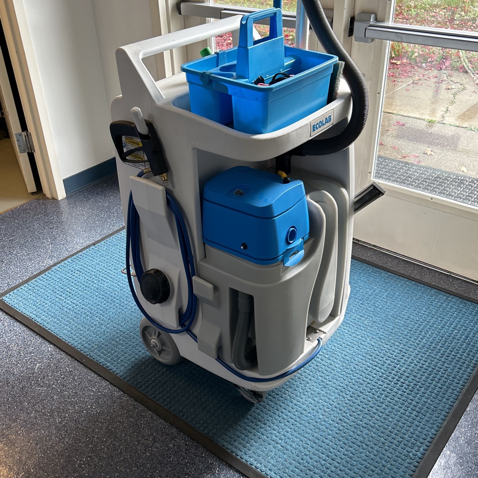 Ecolab Cleaning caddy