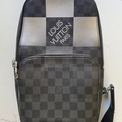 USED Louis Vuitton Damier Graphite Canvas Avenue Sling Bag
