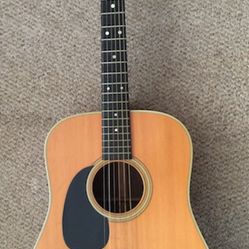 Left-Handed MARTIN D-28 Acoustic Guitar 1980