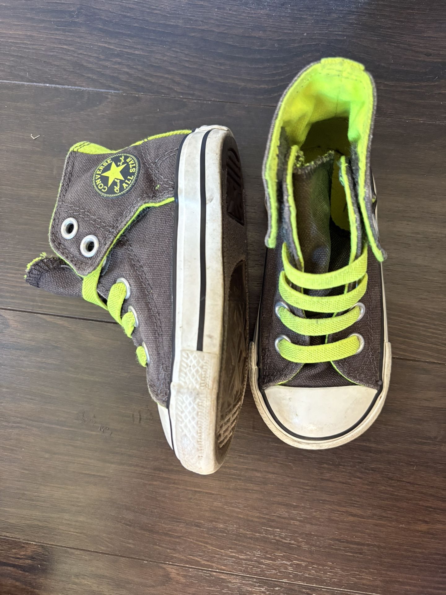 Converse Toddler Boy Shoes Size 6C $4