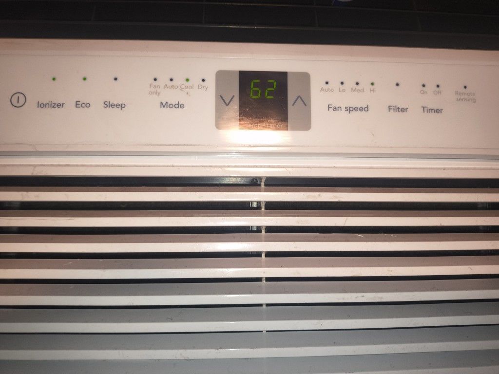 6000 BTU AC