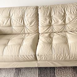 Moving Saie: Beautiful mid-century cream modern sofa from Pottery Barn