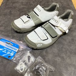Giro cycling shoes - worn indoors on bike trainer (comes with extra SPD cleats) Euro 39, USA size 7/7.5