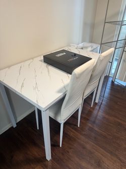 Table and 4 chair