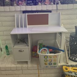 Diferentes Furniture 