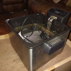 DEEP FRYER