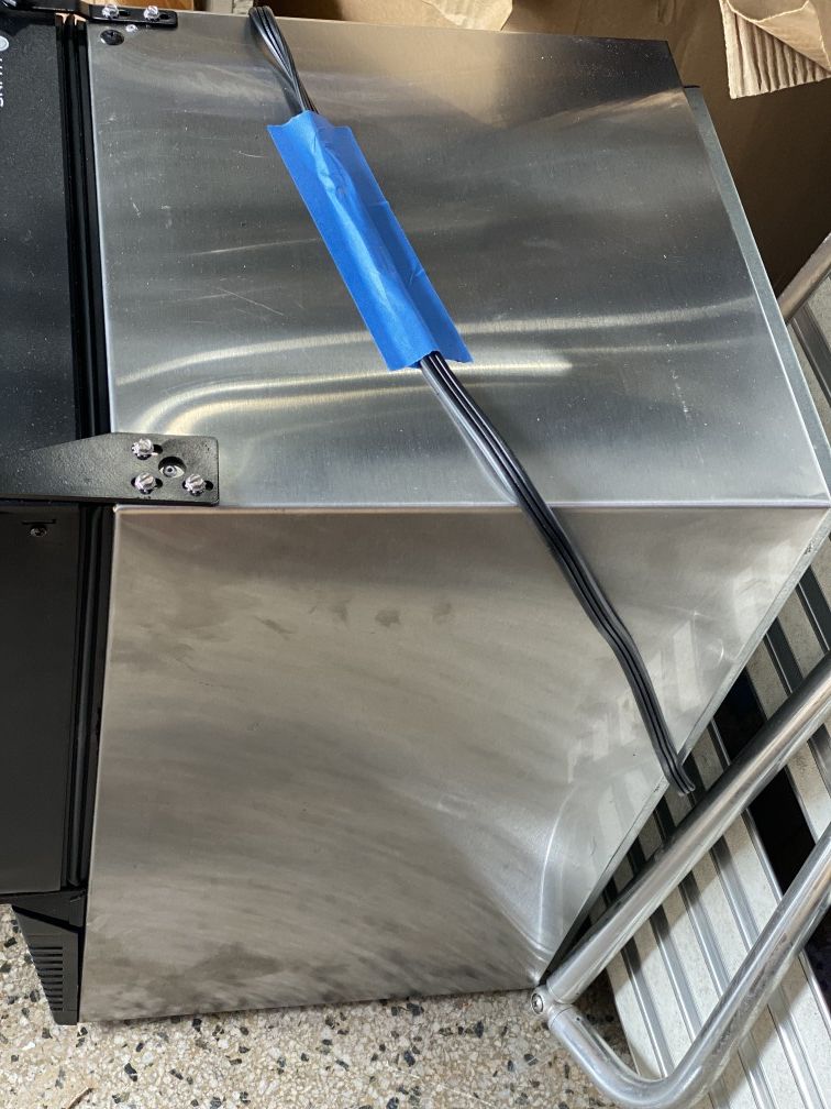 HU4365007 ULine Ice Maker Model ULNSS9503, 14 IN. Wide X 17 IN