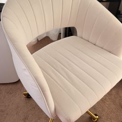 Ivory Vanity Chair