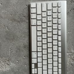 Apple Wireless Keyboard