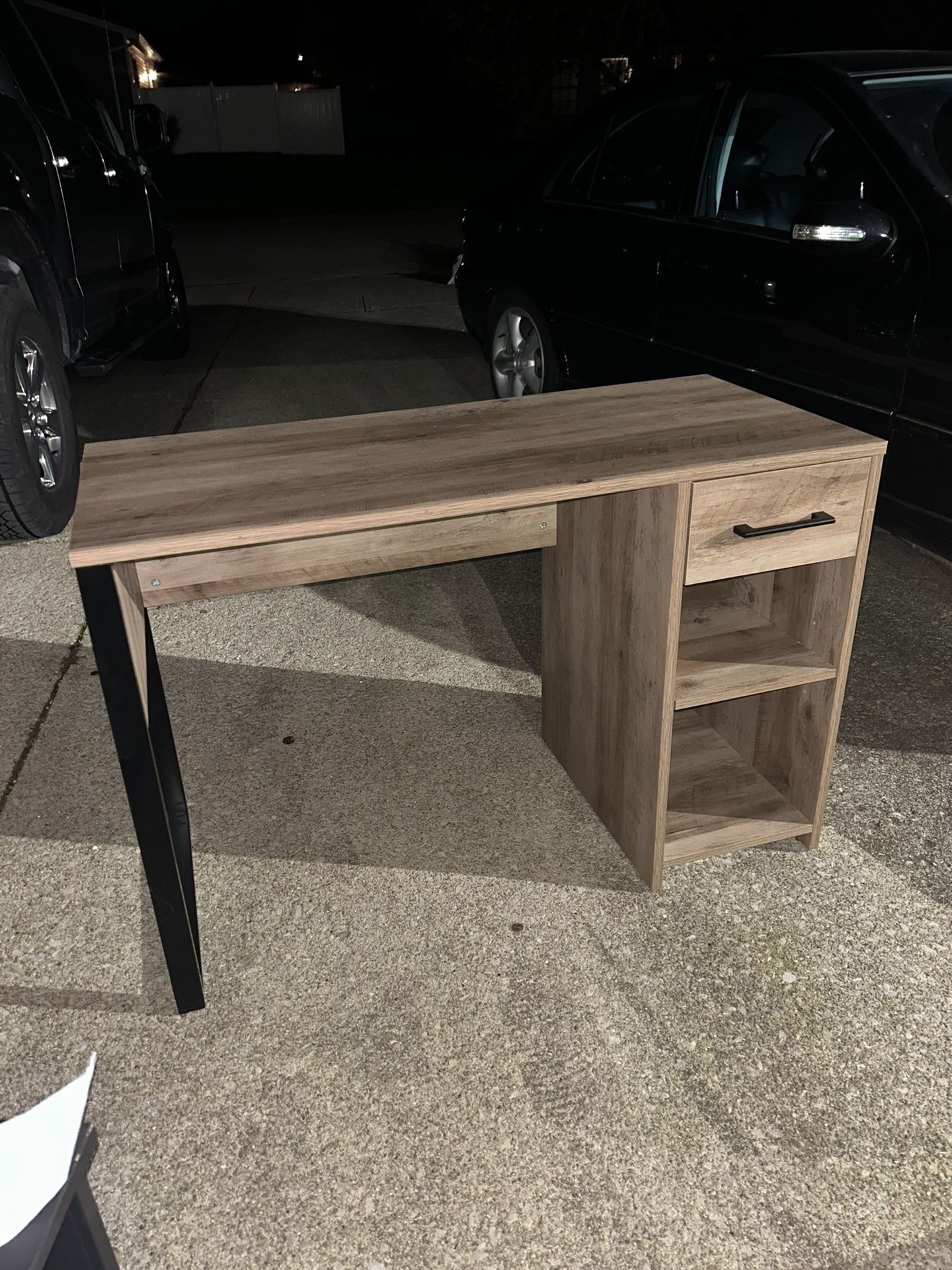 Mainstays Wood/Metal Desk, Rustic Weathered Oak Finish