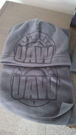 Mens UAW fleece hat and scarf