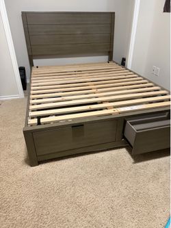 Bed Queen