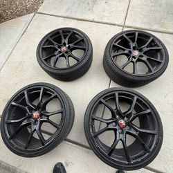 OEM FK8 Type R 20’ rims (tires included for free)