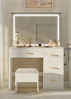 Vanity with large mirror