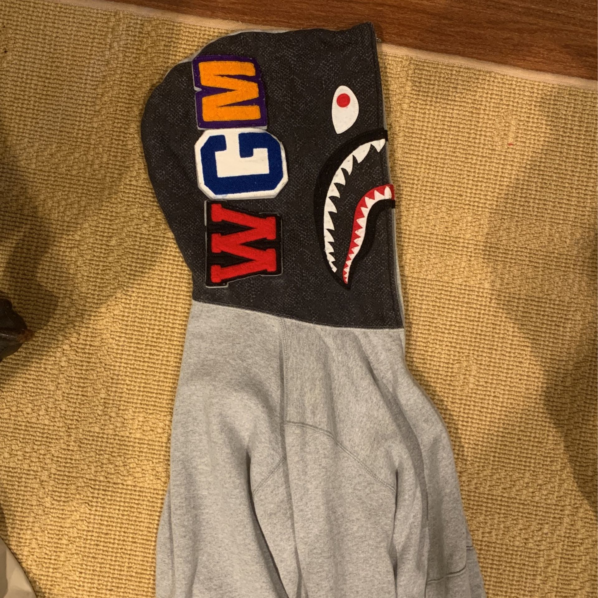 bape shark hoodie size medium