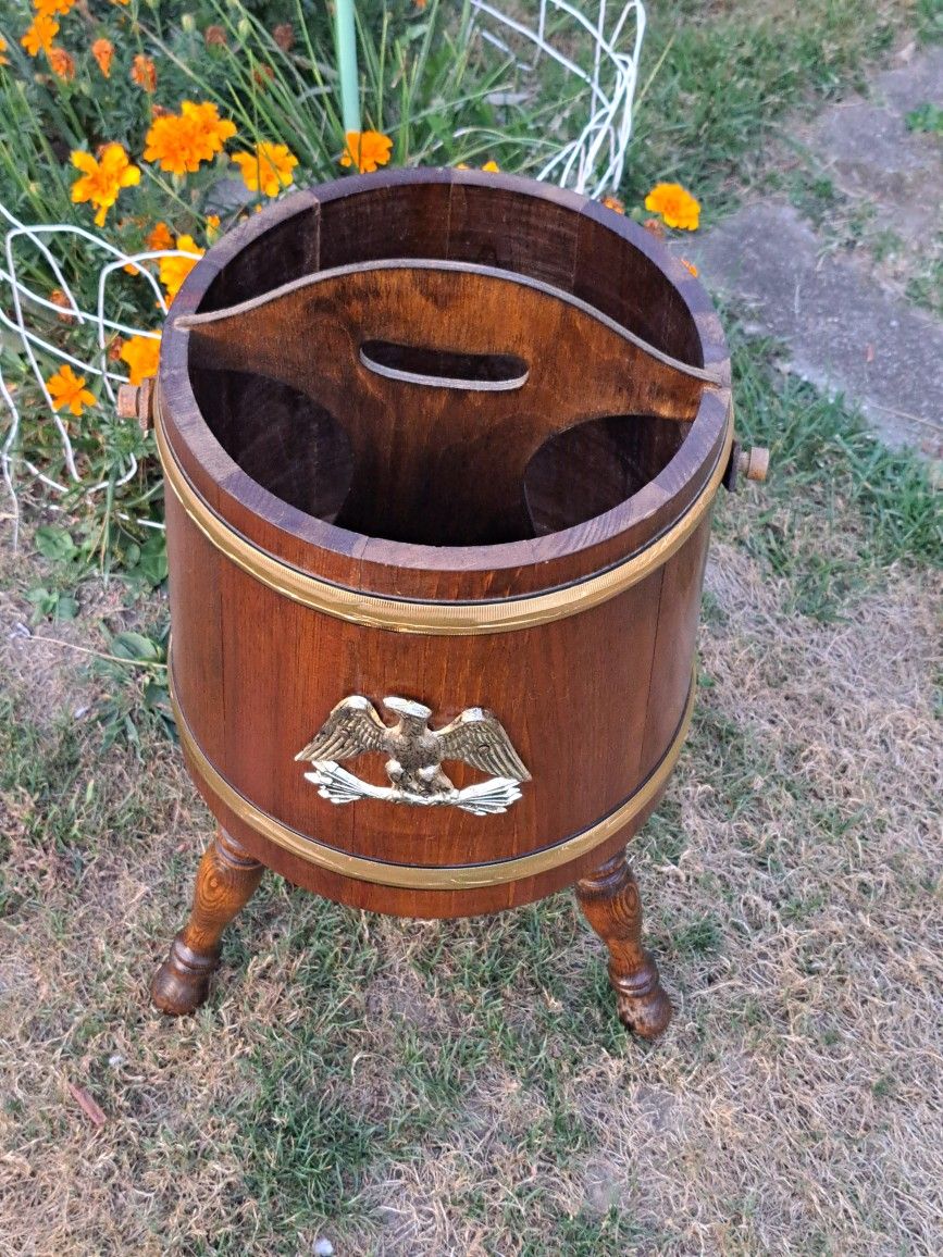 Vintage WOODEN BUCKET Basketville Putney Vermont 3 Leg Basket Stand.