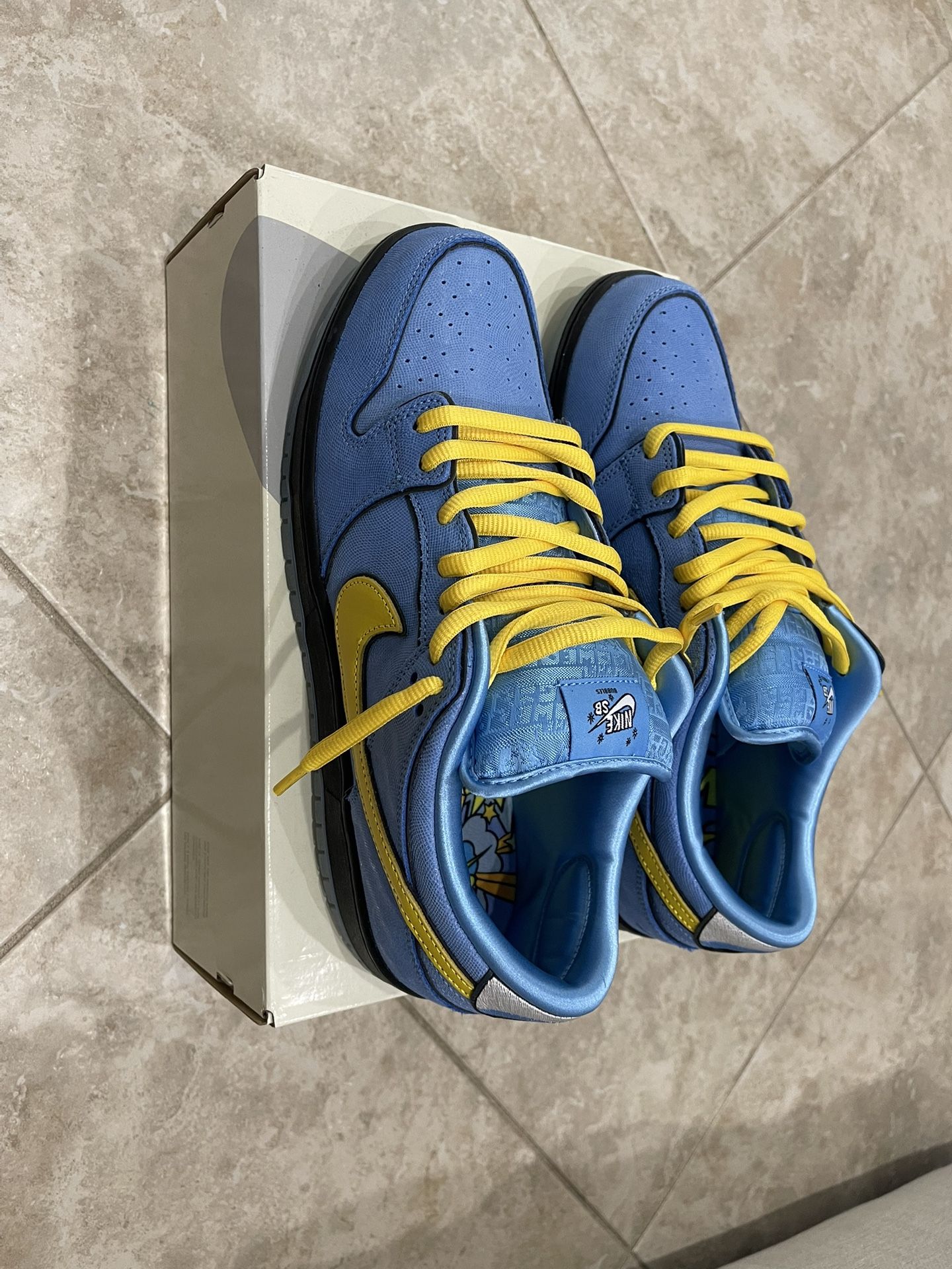 The Powerpuff Girls x Nike Dunk Low Pro SB “Bubbles”