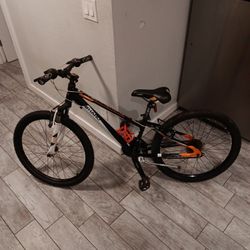 24" HARO FLIGHTLINE MOUNTAIN BIKE