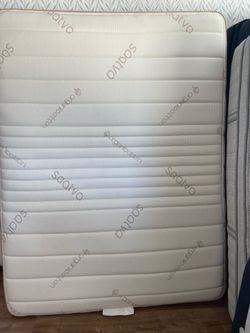 Saatva Queen Mattress