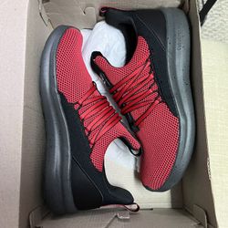 Adidas Boys Red Size 6 Brand New 