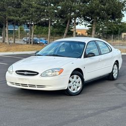 2002 Ford Taurus