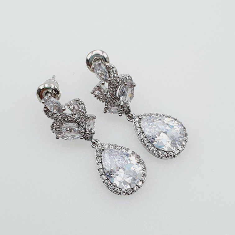 "Colors Pear Cut Crystal Water Drop Earrings for Women, HA4534 