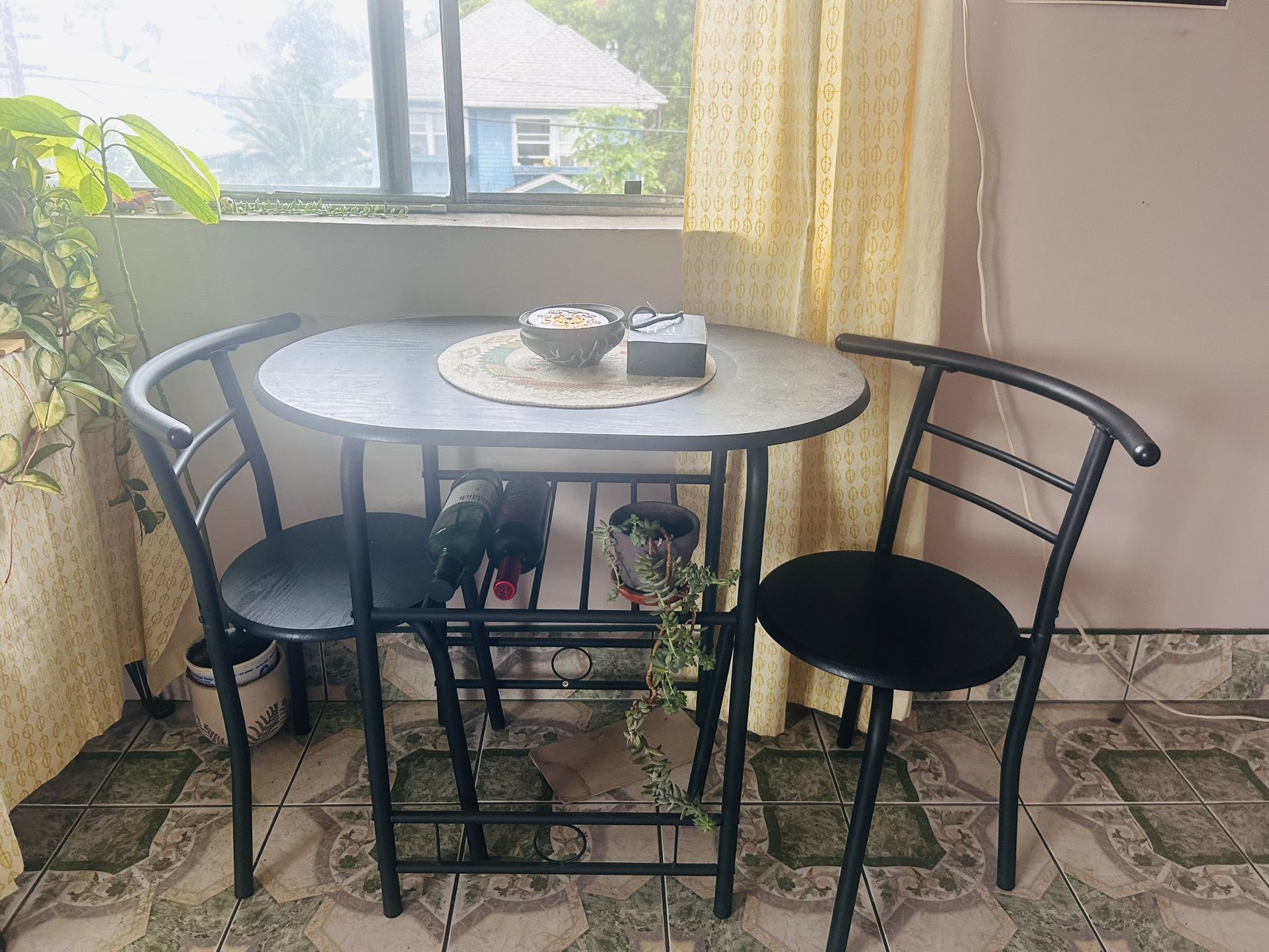 Small Cafe Table & Chair Set (built-in Wine Rack)