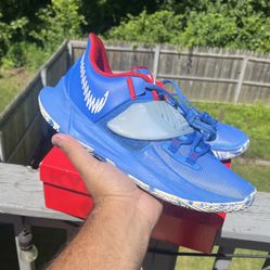 Kyrie 3 Low ‘Hardwood Classics’