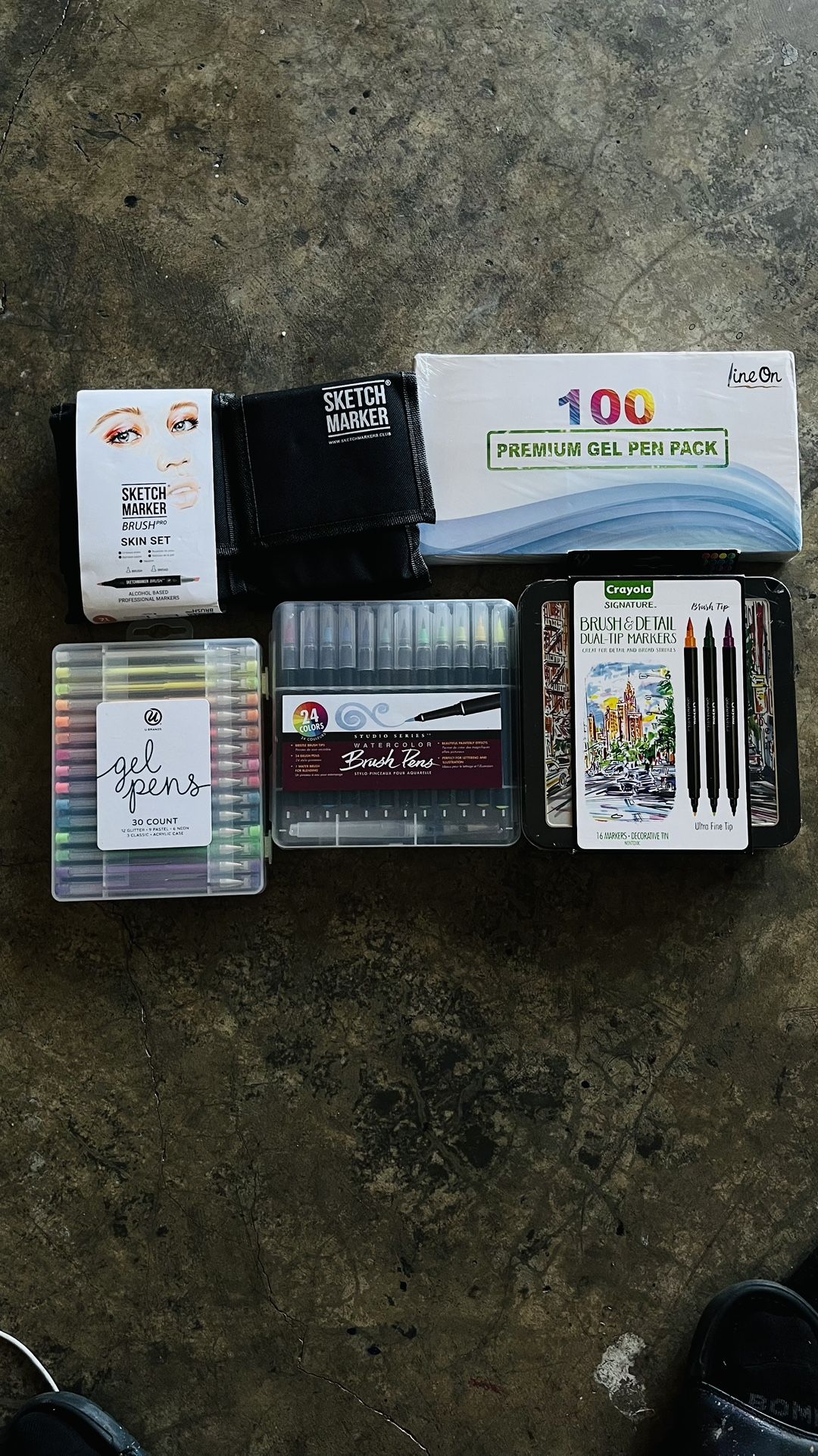 Gel Pens & Brush Markers