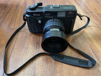 Fujifilm GSW690iii