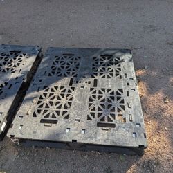 Plastic Pallets