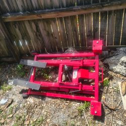 Large motorcycle lift