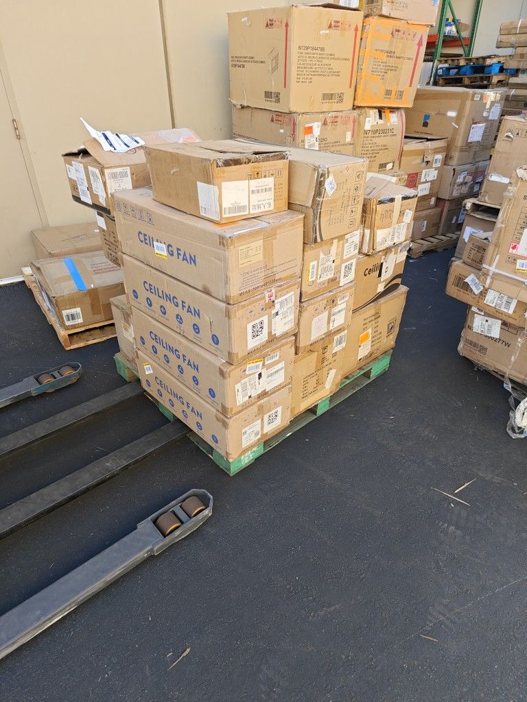 Free Pallet Ceiling Fan