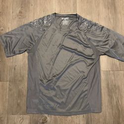 Giant Brand Cycling Jersey / Shirt - Medium 